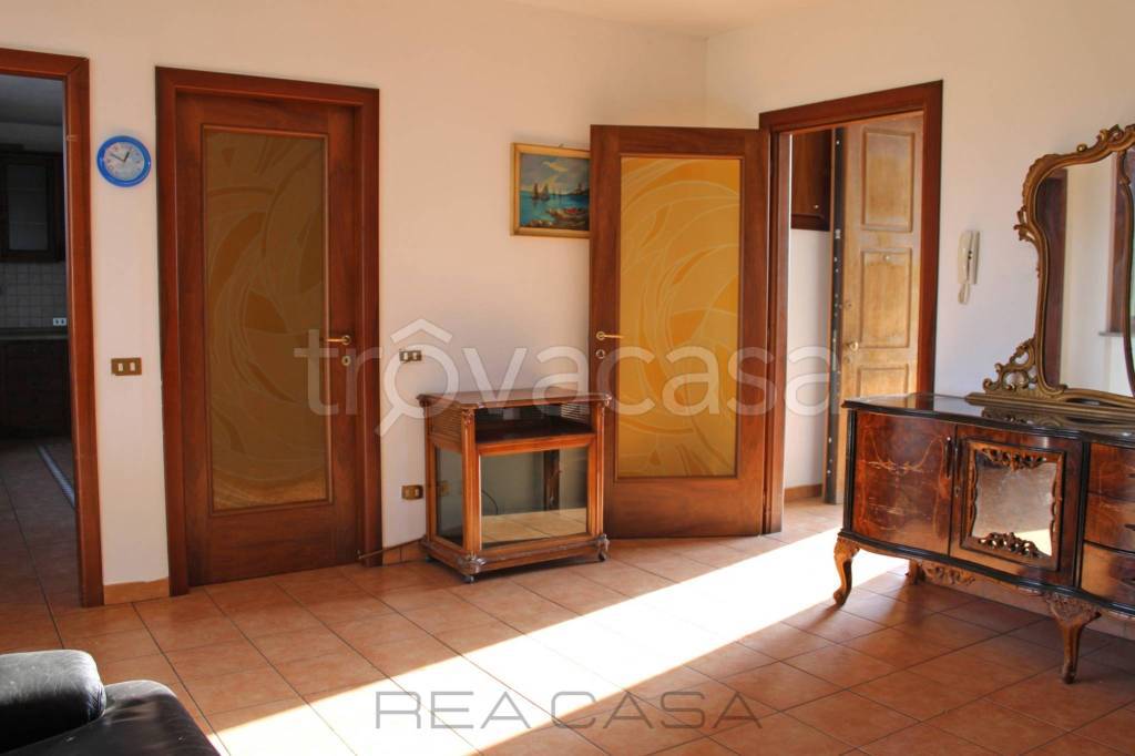casa indipendente in vendita a Treviglio