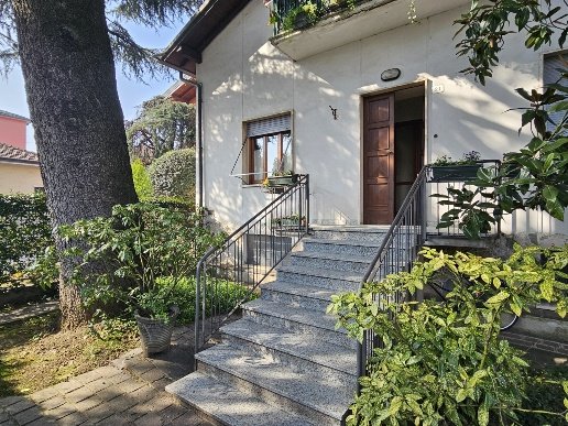 casa indipendente in vendita a Treviglio