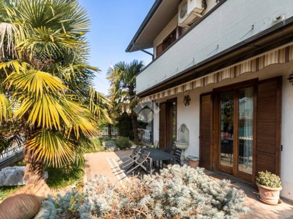 casa indipendente in vendita a Treviglio