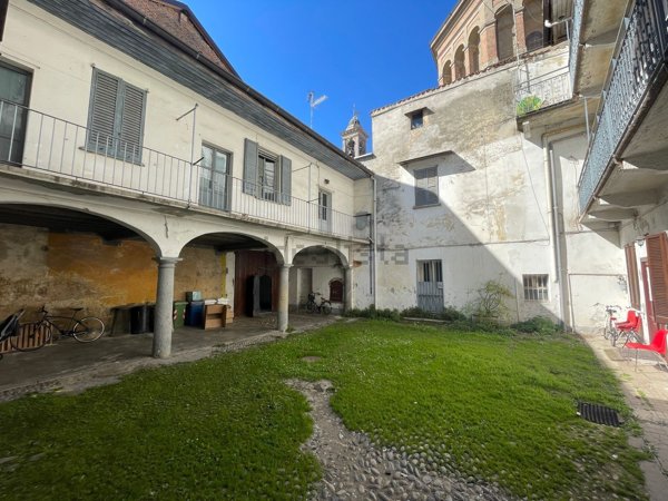 casa indipendente in vendita a Treviglio