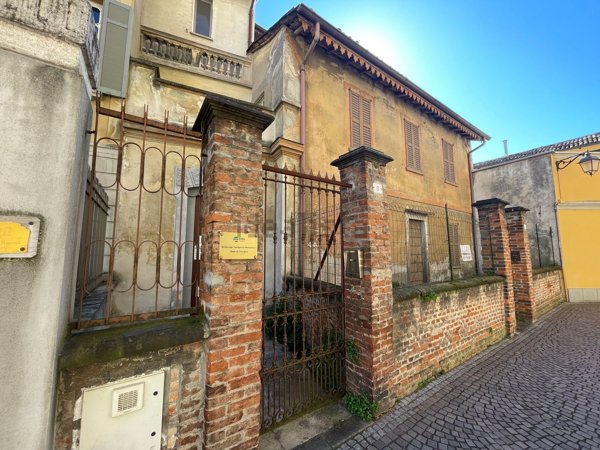 casa indipendente in vendita a Treviglio