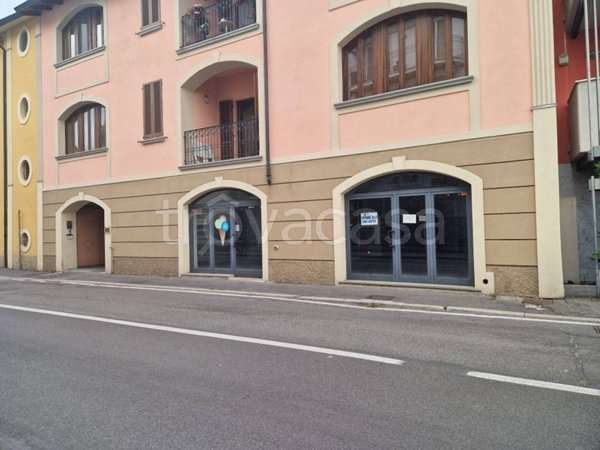 negozio in vendita a Treviglio