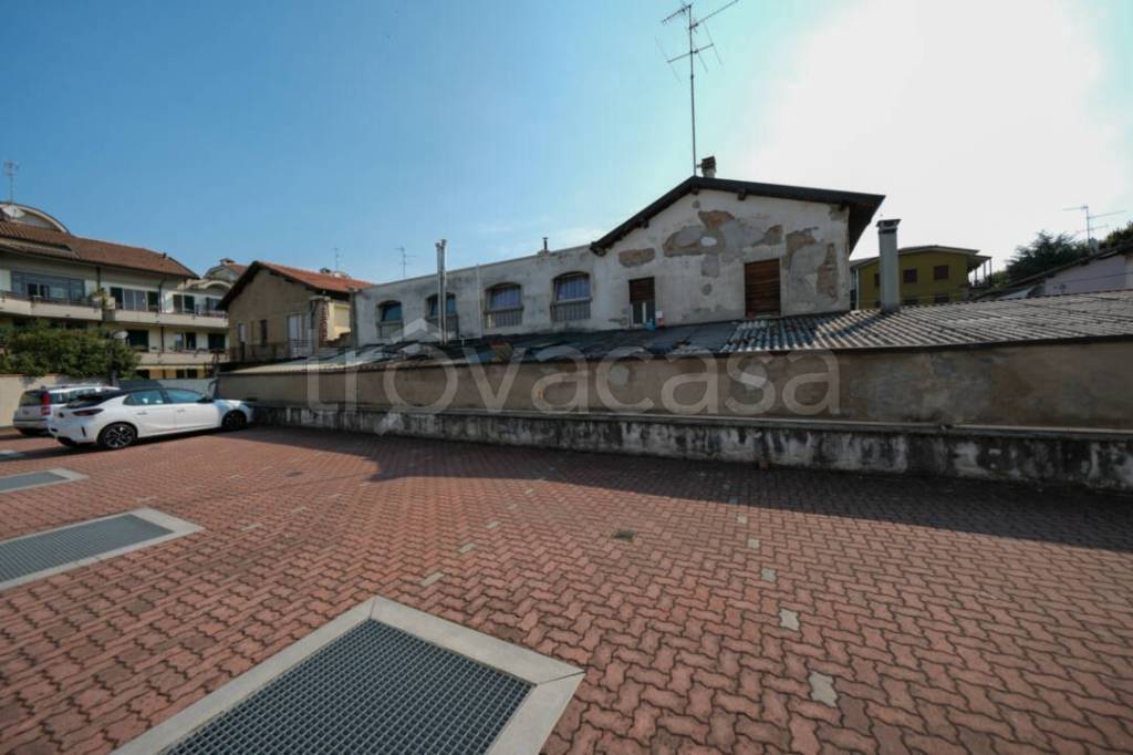 ufficio in vendita a Treviglio