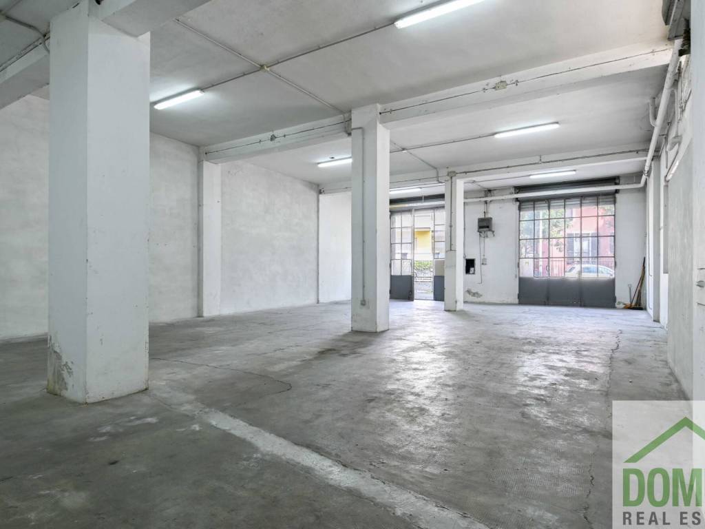 negozio in vendita a Treviglio