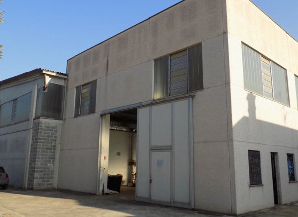 ufficio in vendita a Treviglio in zona Geromina