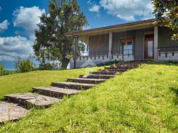 casa indipendente in vendita a Treviglio in zona Geromina
