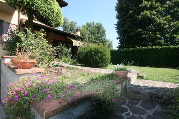 casa indipendente in vendita a Treviglio
