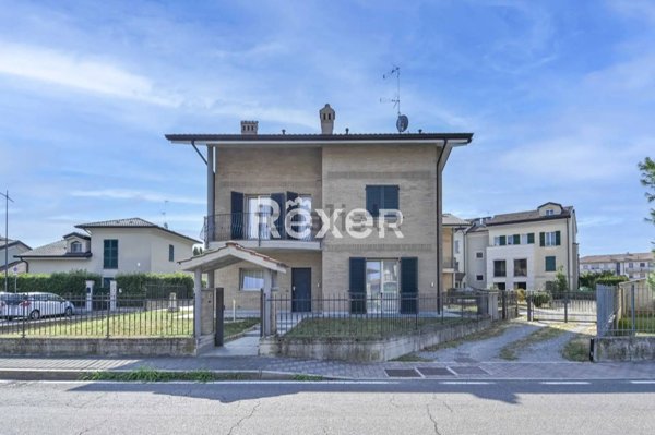 casa indipendente in vendita a Treviglio