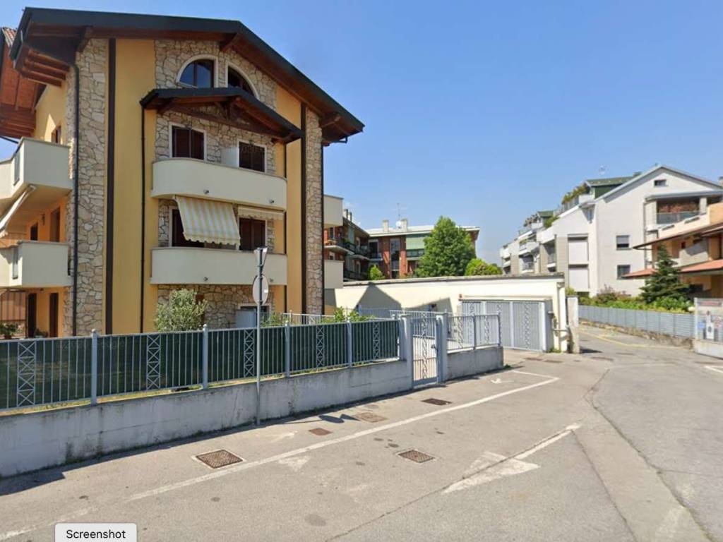 box auto in vendita a Treviglio