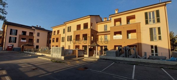 appartamento in vendita a Treviglio in zona Geromina