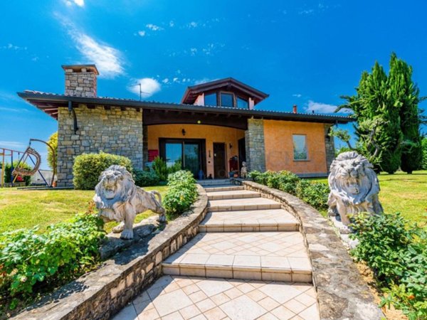 casa indipendente in vendita a Treviolo