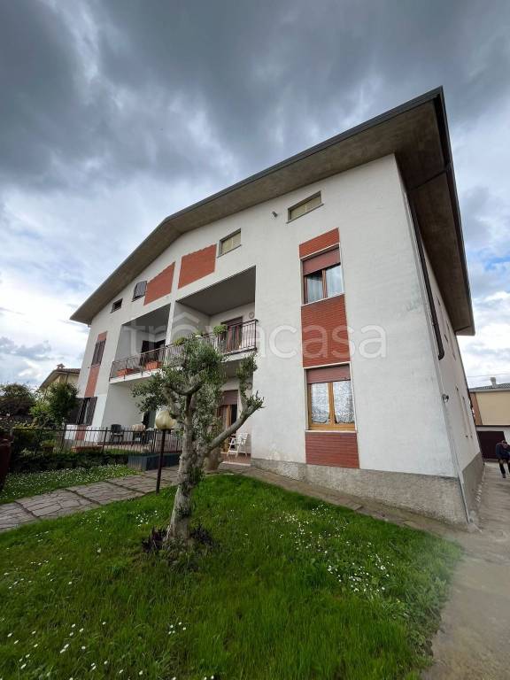 casa indipendente in vendita a Treviolo