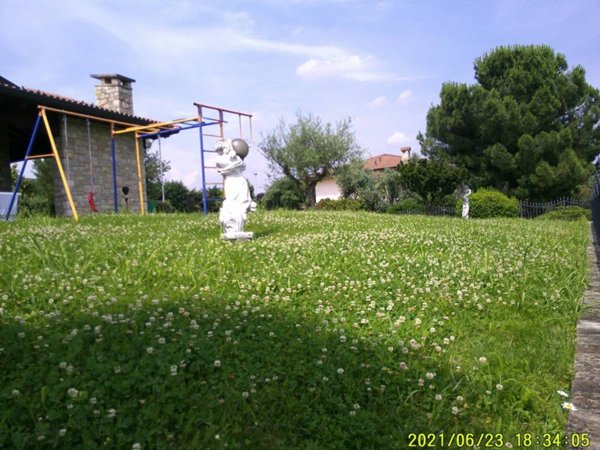 villa in vendita a Treviolo in zona Curnasco