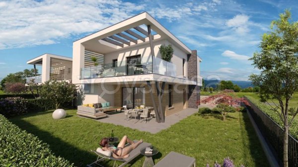 casa indipendente in vendita a Treviolo