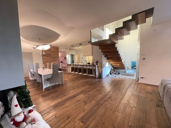 casa indipendente in vendita a Treviolo