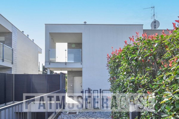 casa indipendente in vendita a Treviolo