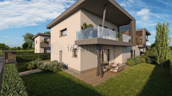 casa indipendente in vendita a Treviolo