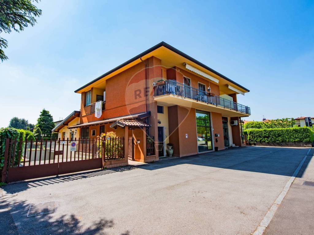 casa indipendente in vendita a Treviolo