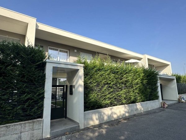 appartamento in vendita a Treviolo in zona Curnasco