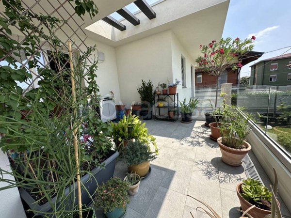 appartamento in vendita a Treviolo in zona Curnasco