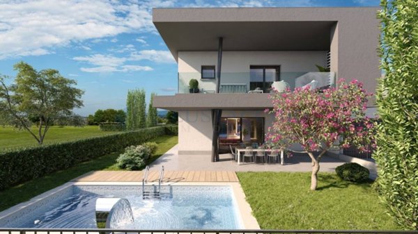casa indipendente in vendita a Treviolo