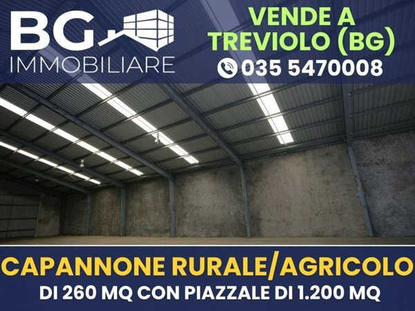 locale commerciale in vendita a Treviolo