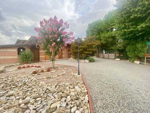 azienda agricola in vendita a Treviolo