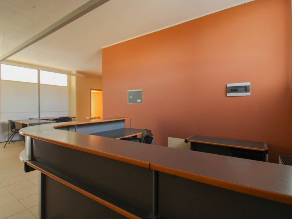 ufficio in vendita a Treviolo