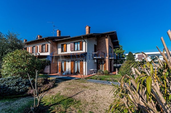 casa indipendente in vendita a Treviolo