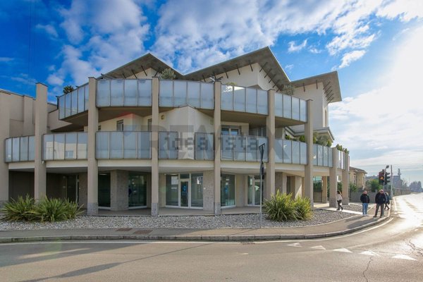 ufficio in vendita a Treviolo