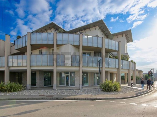 ufficio in vendita a Treviolo