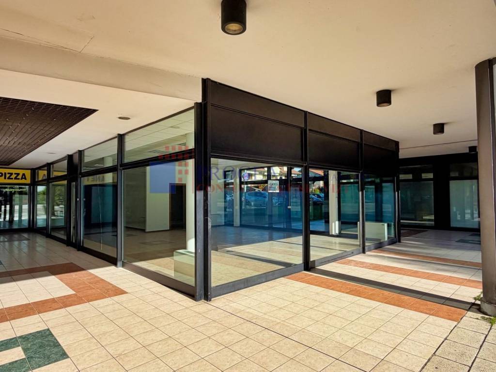 ufficio in vendita a Treviolo