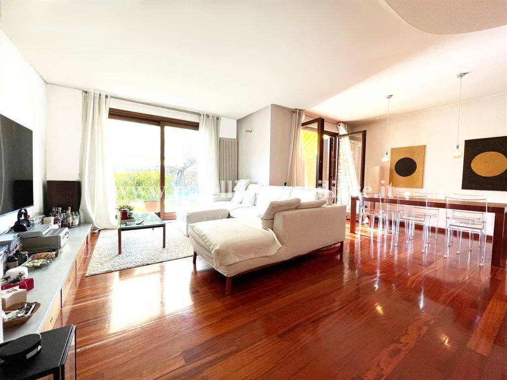 casa indipendente in vendita a Treviolo