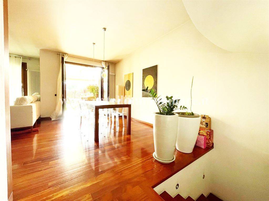 casa indipendente in vendita a Treviolo