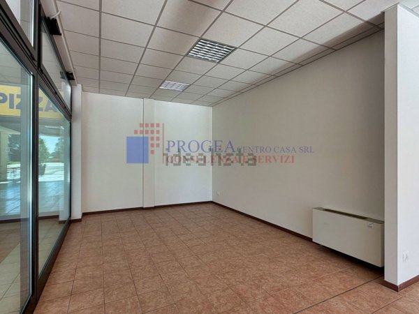 ufficio in vendita a Treviolo