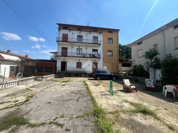 casa indipendente in vendita a Treviolo in zona Albegno