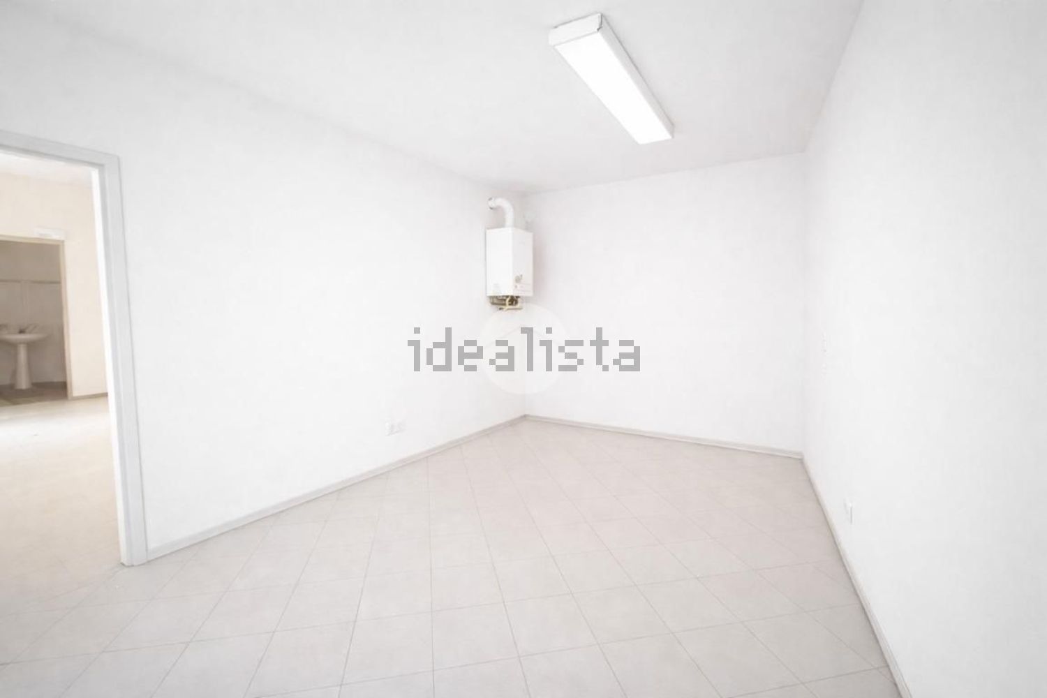 locale commerciale in vendita a Treviolo