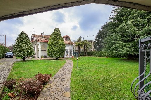 casa indipendente in vendita a Treviolo