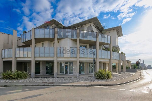 ufficio in vendita a Treviolo