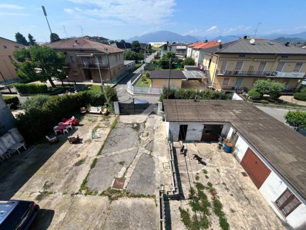 casa indipendente in vendita a Treviolo in zona Albegno