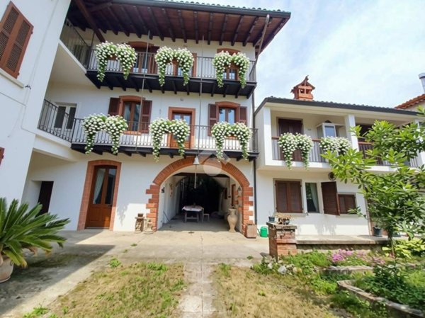 casa indipendente in vendita a Treviolo in zona Albegno
