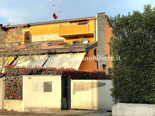 casa indipendente in vendita a Treviolo in zona Albegno