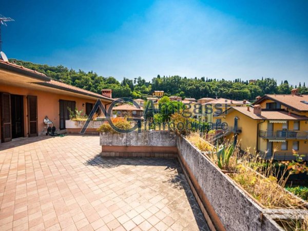 appartamento in vendita a Treviolo in zona Curnasco