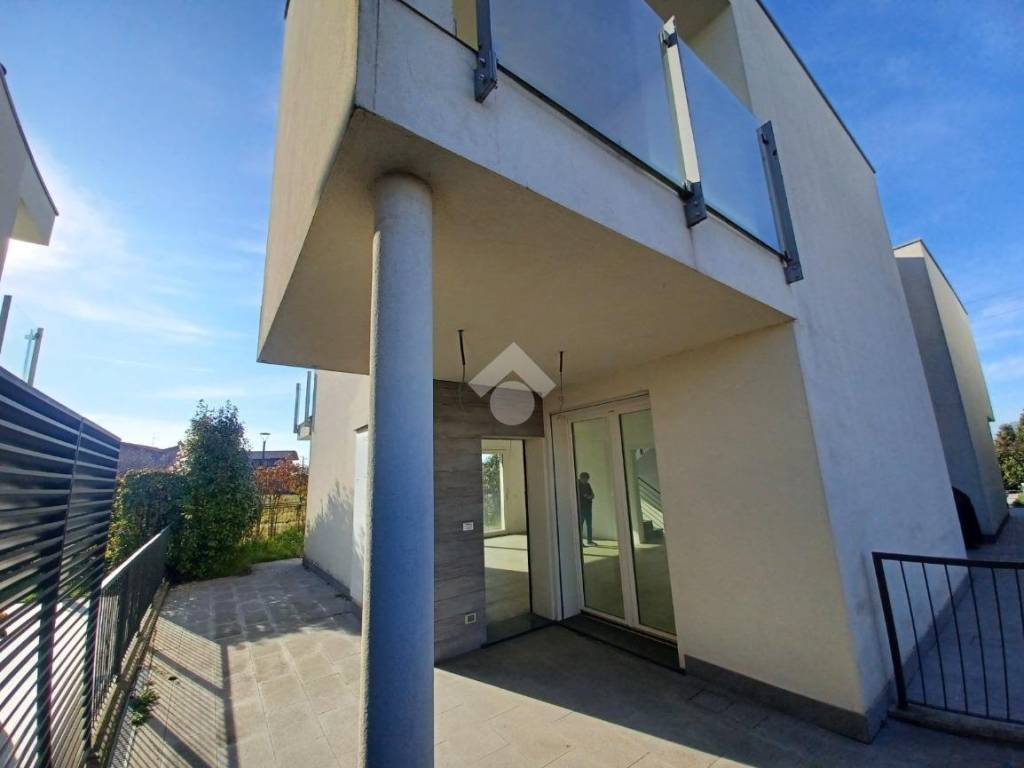 appartamento in vendita a Treviolo in zona Albegno
