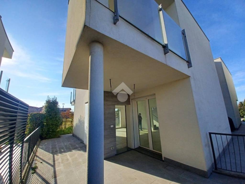 appartamento in vendita a Treviolo in zona Albegno