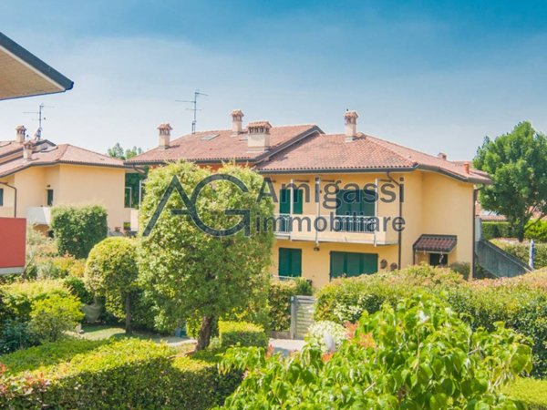 casa indipendente in vendita a Treviolo in zona Curnasco