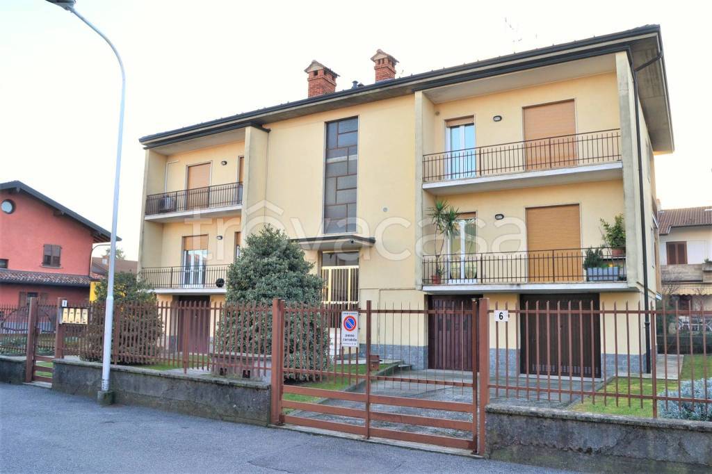 appartamento in vendita a Treviolo in zona Curnasco