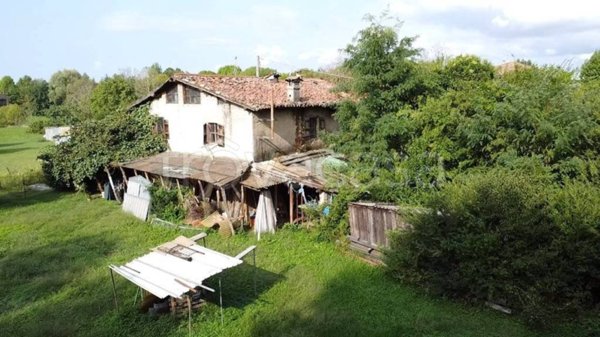 casa indipendente in vendita a Treviolo in zona Curnasco