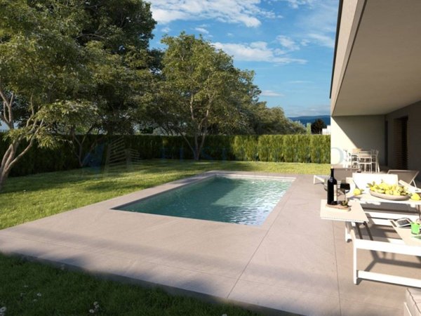 casa indipendente in vendita a Treviolo in zona Albegno