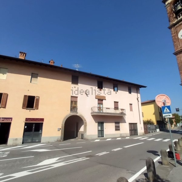appartamento in vendita a Treviolo in zona Albegno